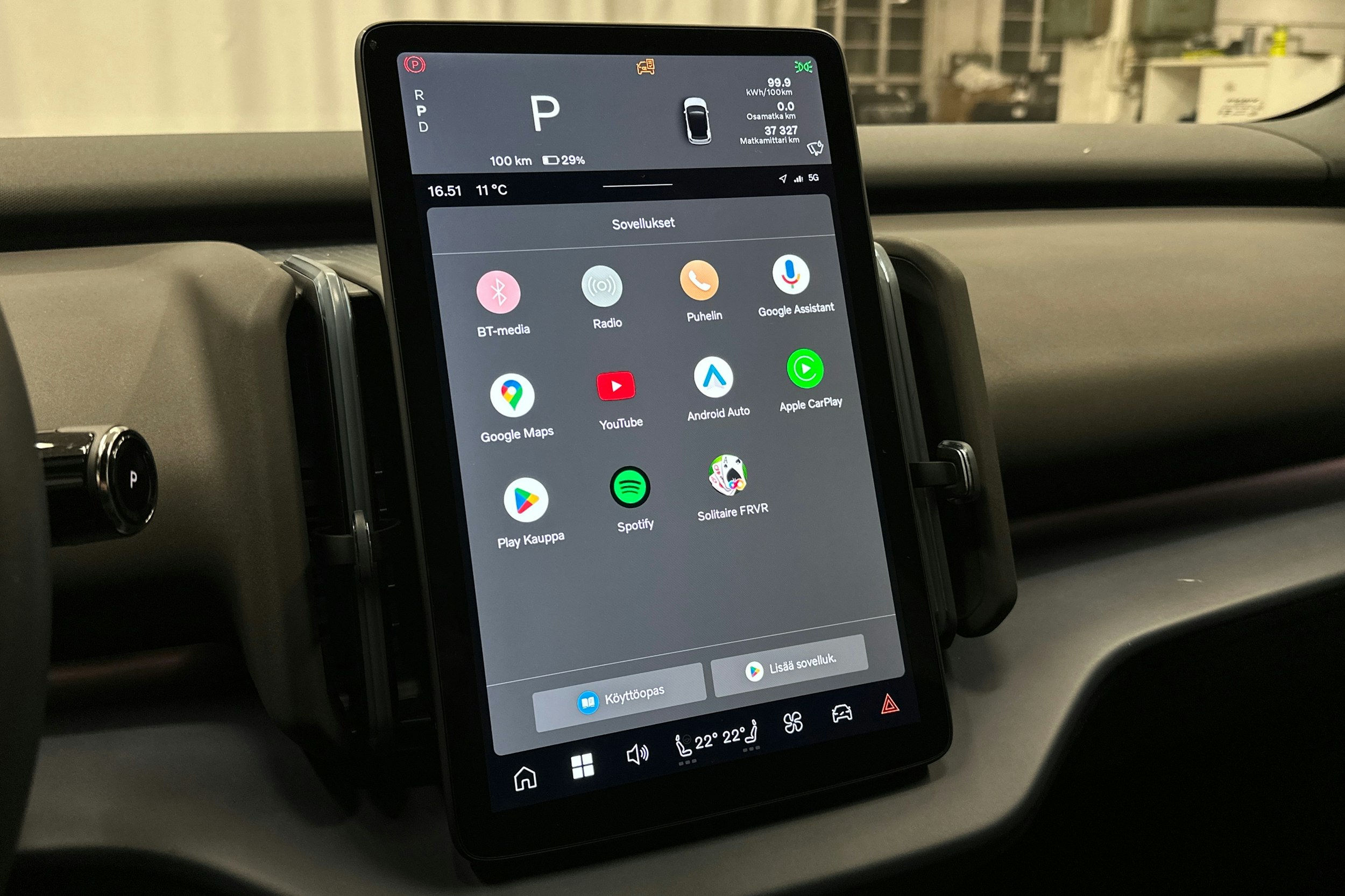 harmaa Volvo EX30 2024 kuva 20.