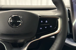 musta Volvo EX30 2024 kuva 12.