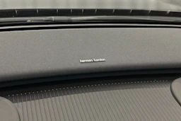 musta Volvo EX30 2024 kuva 33.