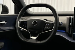 musta Volvo EX30 2024 kuva 20.