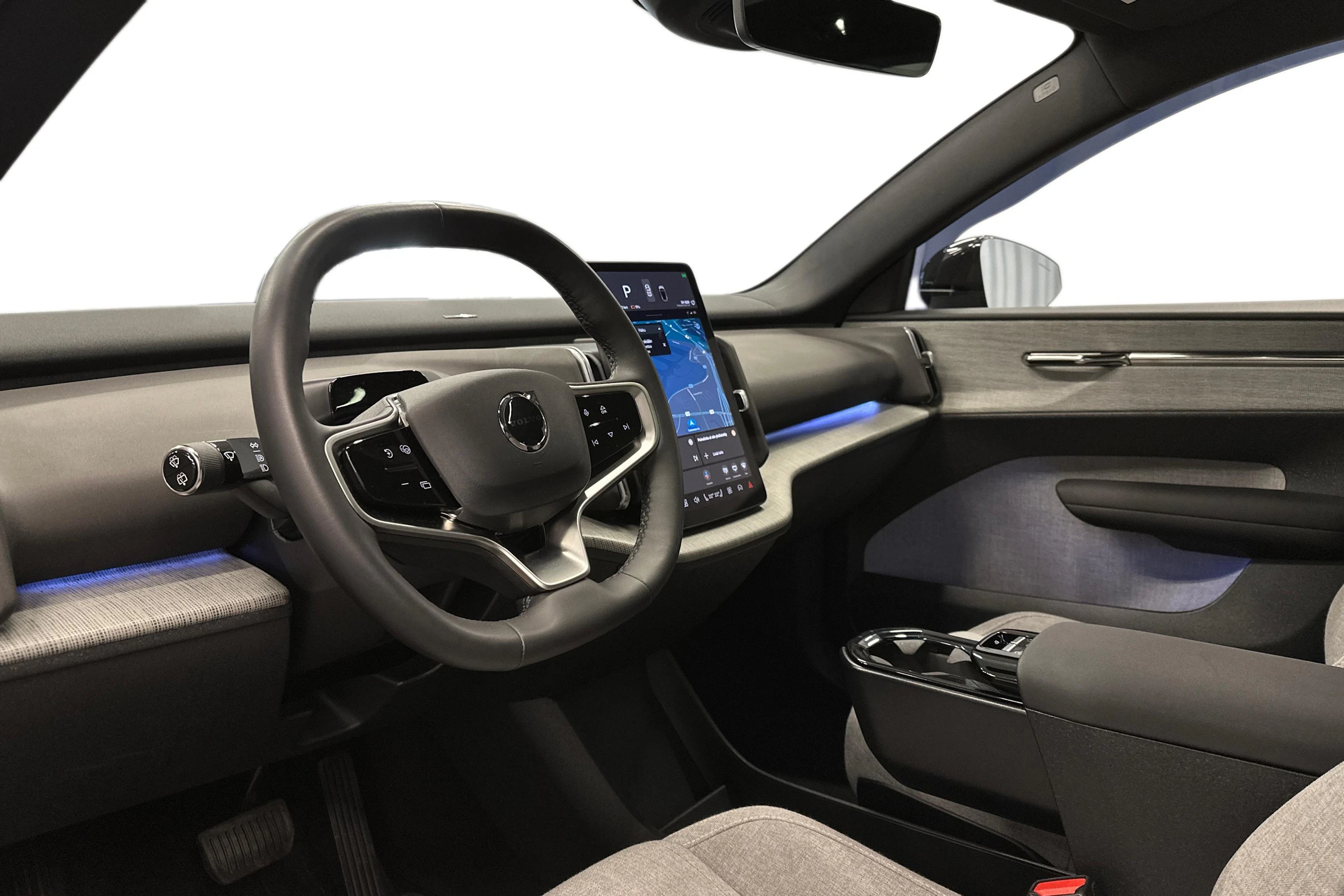 musta Volvo EX30 2024 kuva 8.