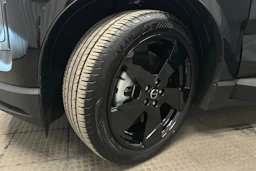musta Volvo EX30 2026 kuva 10.