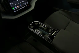 musta Volvo EX30 2026 kuva 32.