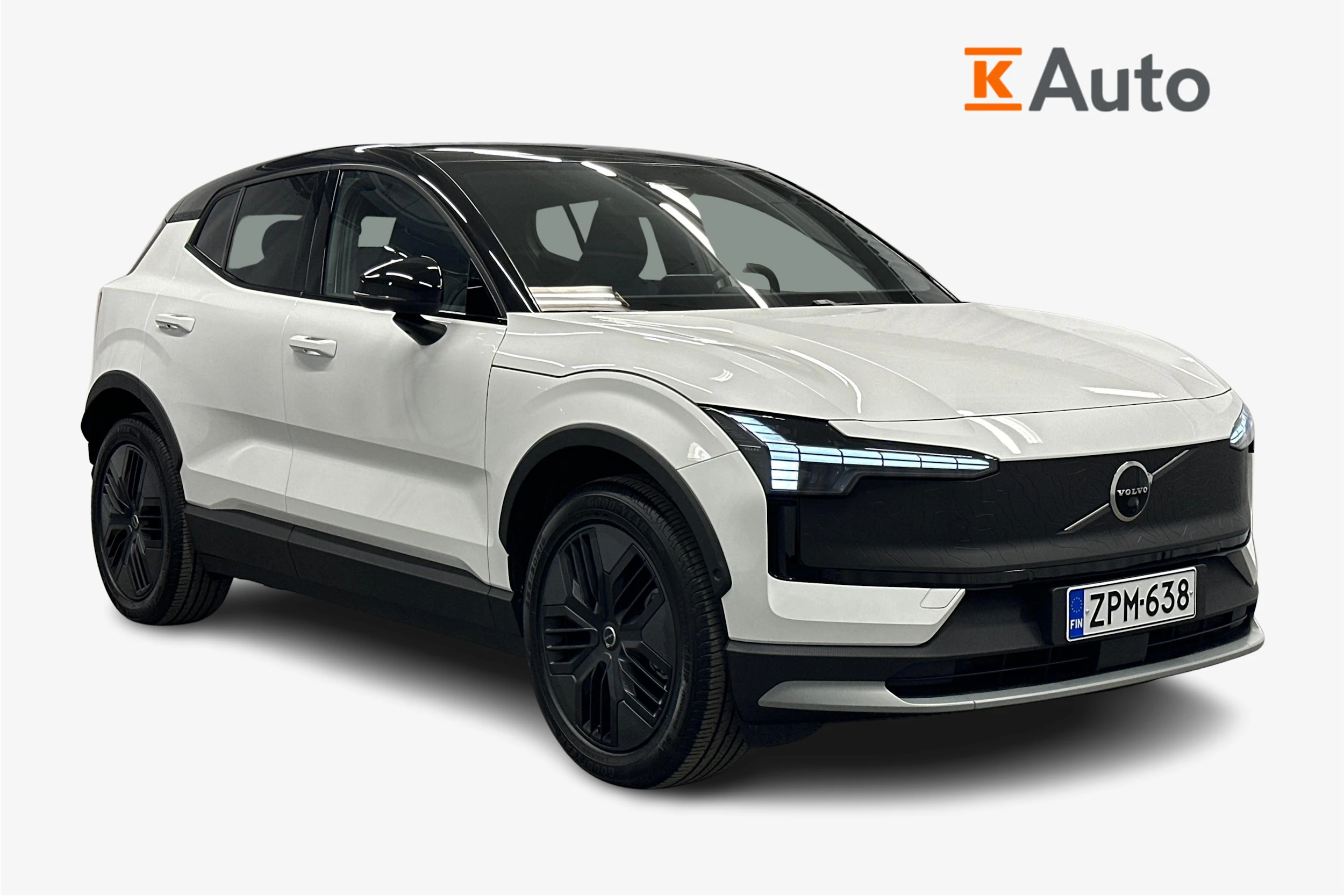 valkoinen Volvo EX30 Cross Country 2025 kuva 1.