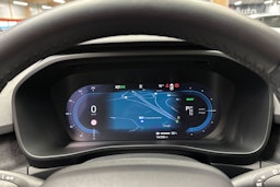 musta Volvo EX40 2025 kuva 28.