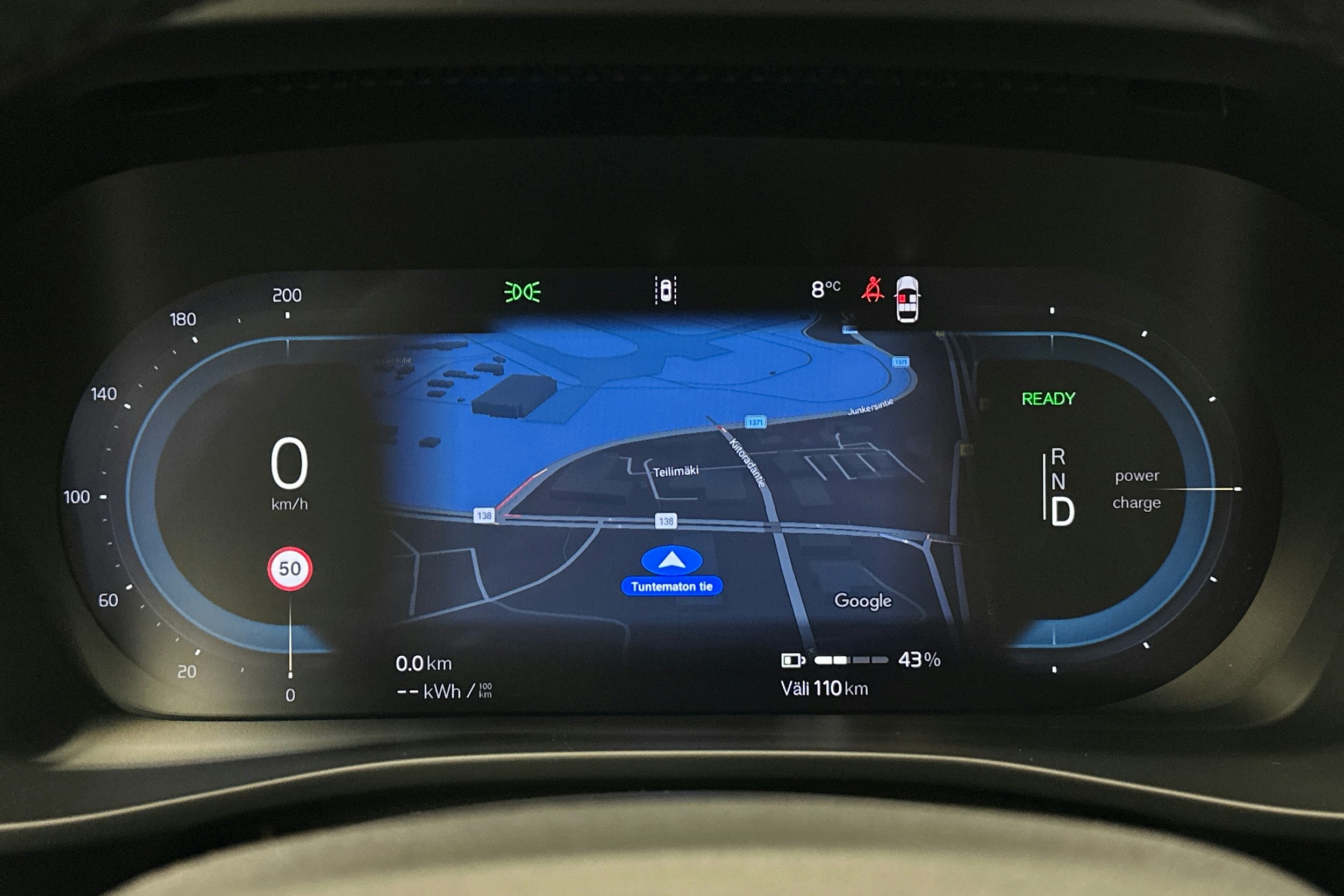 sininen Volvo EX40 2025 kuva 21.