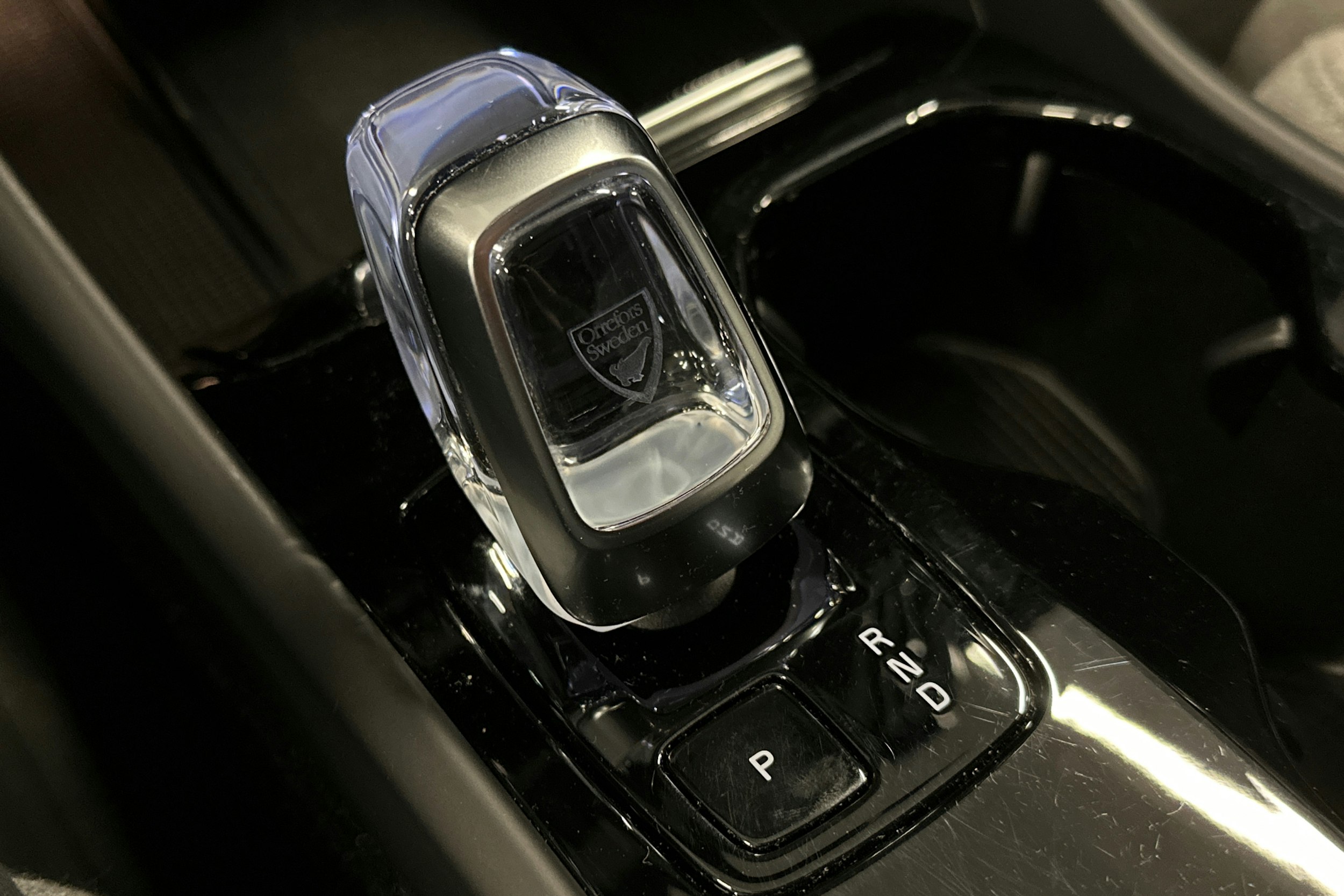 sininen Volvo EX40 2025 kuva 29.