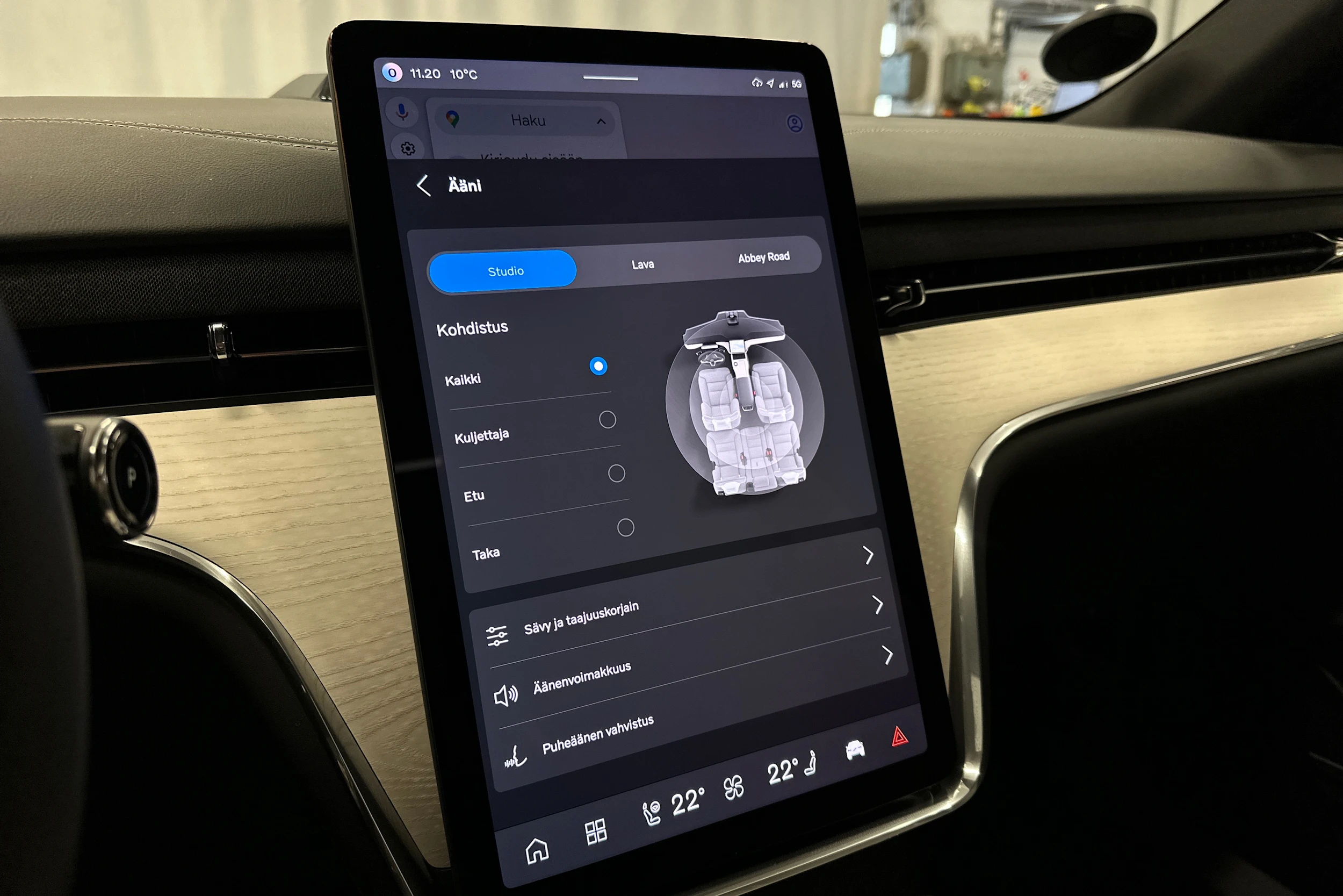 harmaa Volvo EX90 2025 kuva 23.