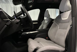 harmaa Volvo EX90 2025 kuva 27.