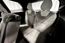 harmaa Volvo EX90 2025 kuva 31.