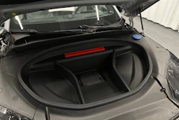 harmaa Volvo EX90 2025 kuva 35.