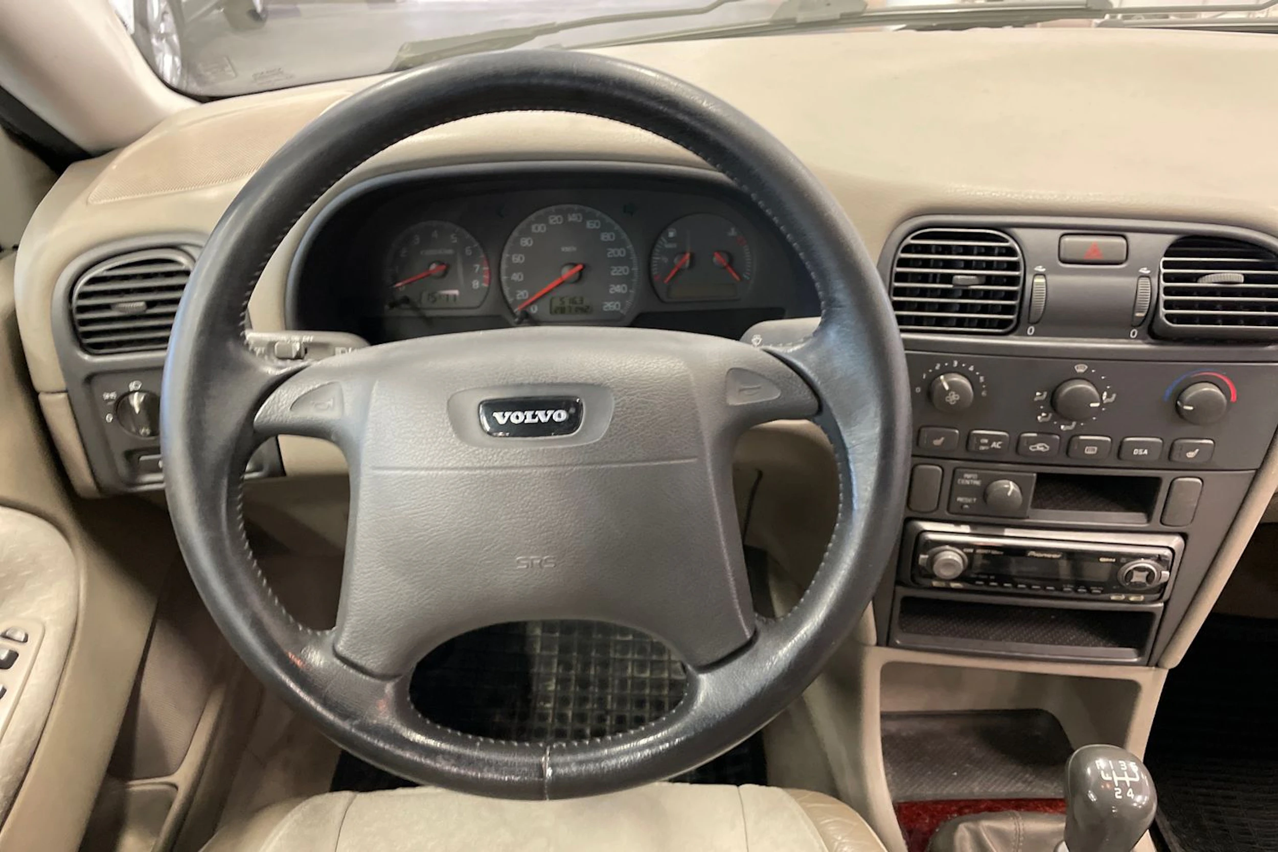 sininen Volvo S40 2001 kuva 13.