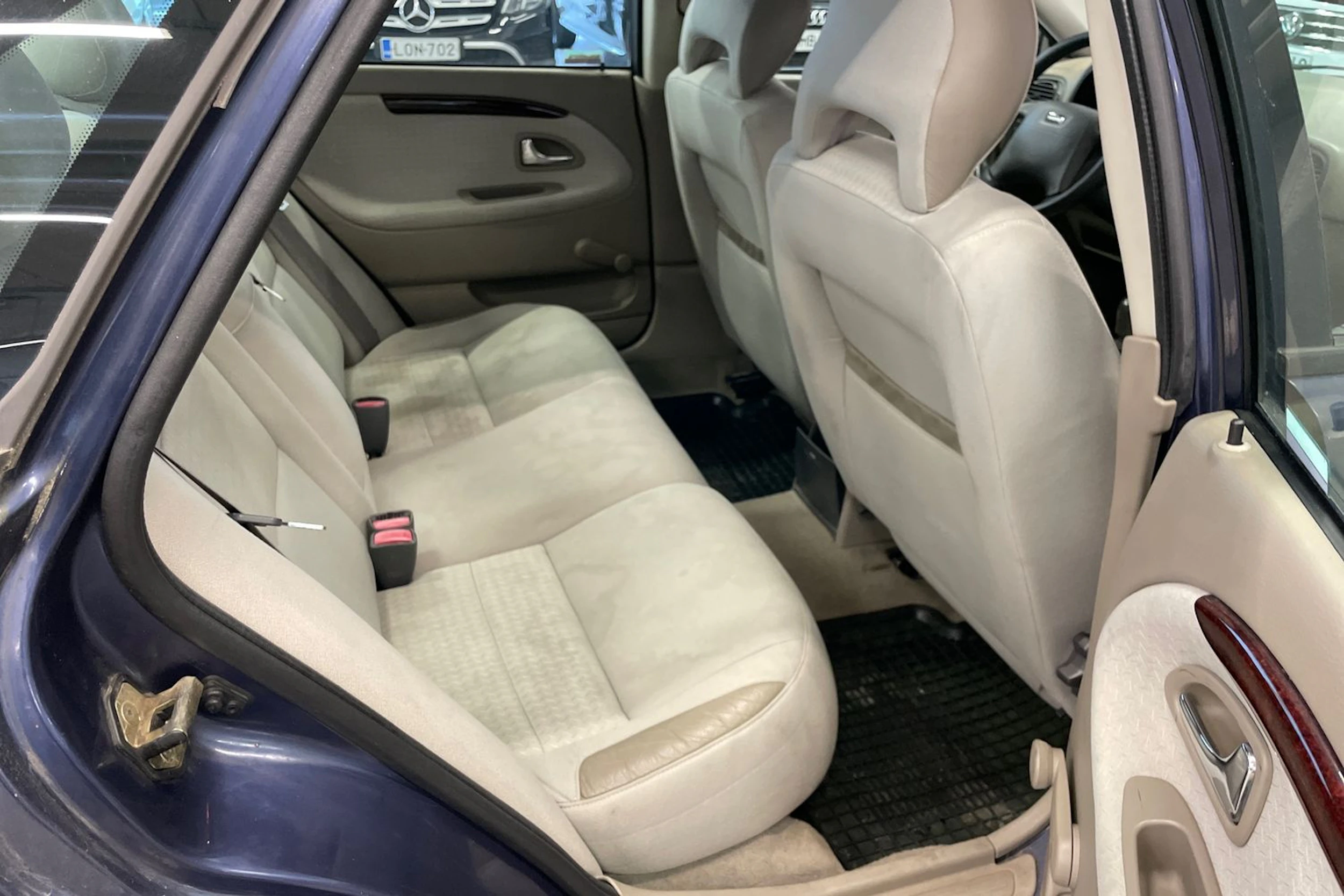 sininen Volvo S40 2001 kuva 17.
