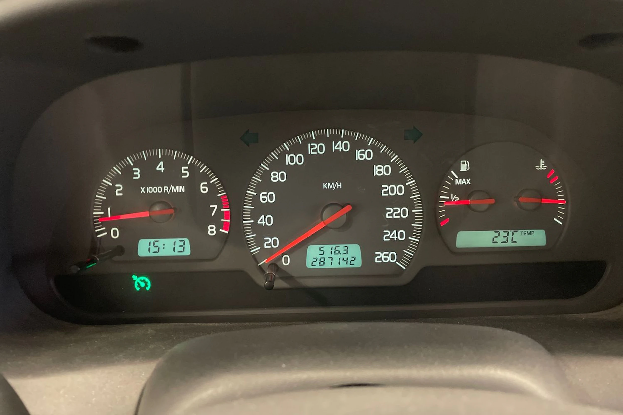 sininen Volvo S40 2001 kuva 18.