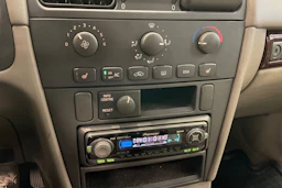 sininen Volvo S40 2001 kuva 19.