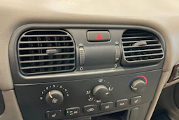 sininen Volvo S40 2001 kuva 21.