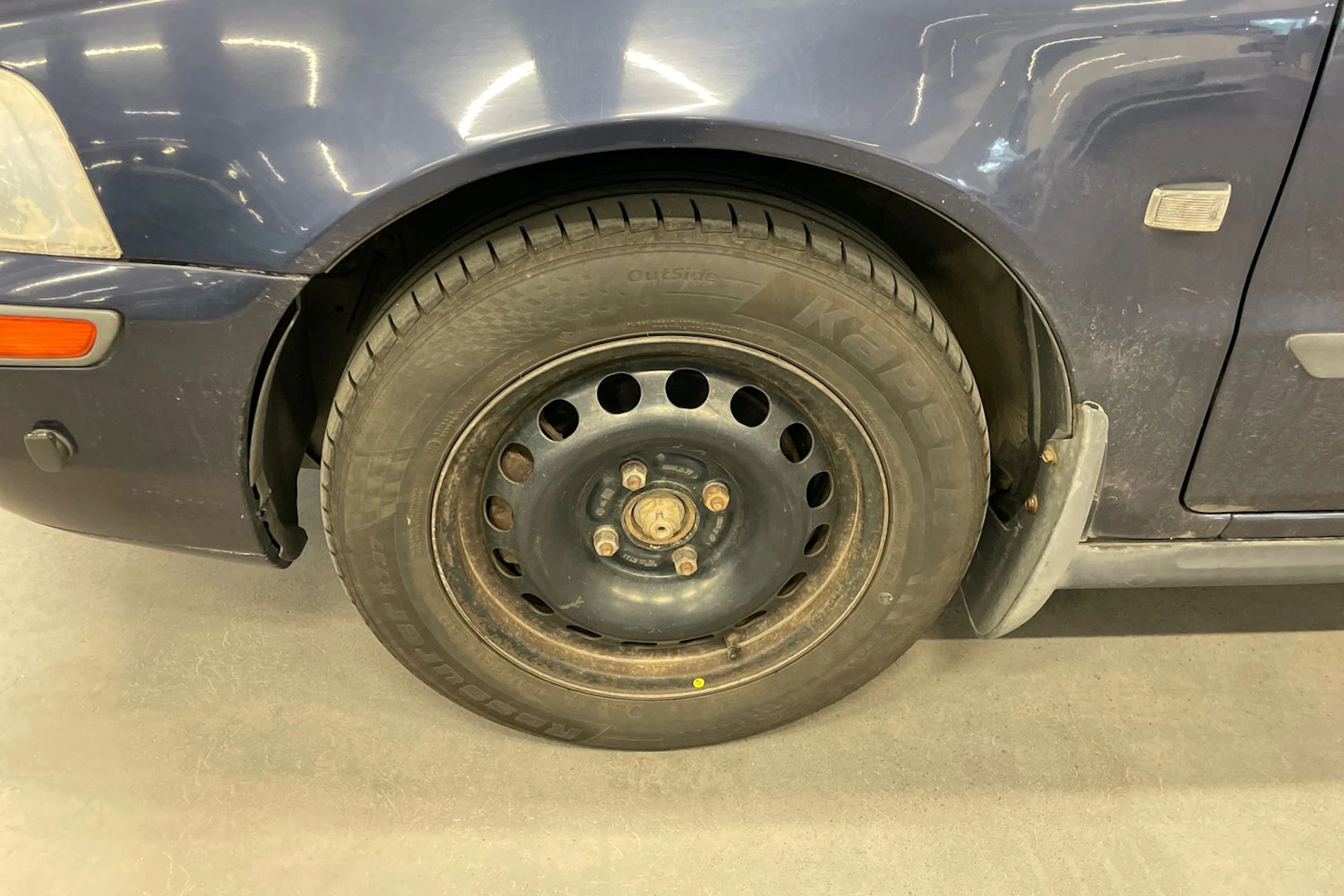 sininen Volvo S40 2001 kuva 28.