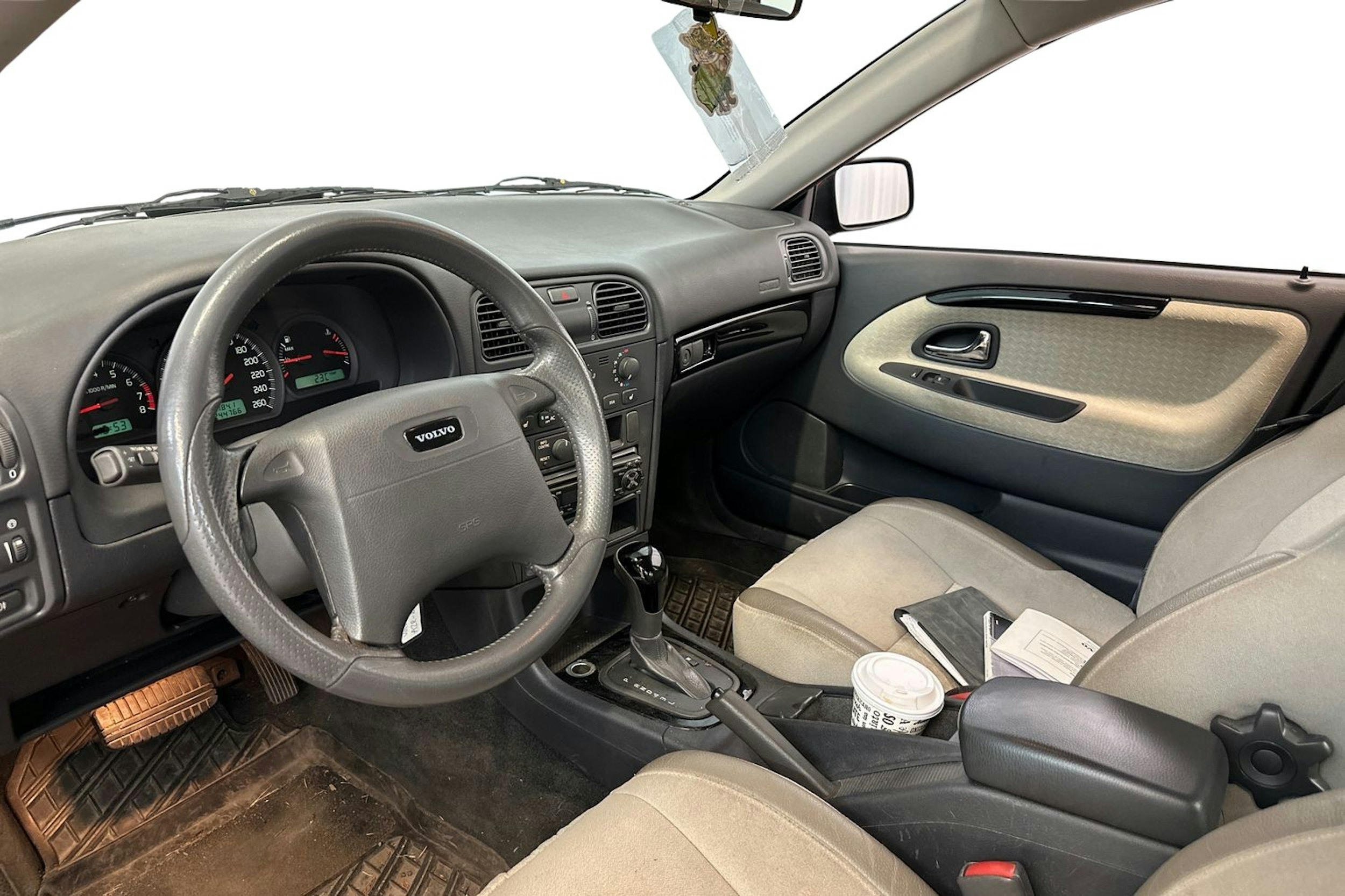 punainen Volvo S40 2002 kuva 3.