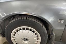 Harmaa Volvo S40 2003 kuva 11.