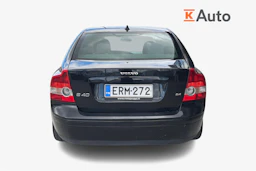 Musta Volvo S40 2005 kuva 3.