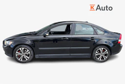 Musta Volvo S40 2005 kuva 5.