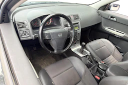 Musta Volvo S40 2005 kuva 6.