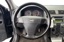 Musta Volvo S40 2005 kuva 7.