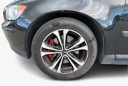 Musta Volvo S40 2005 kuva 9.