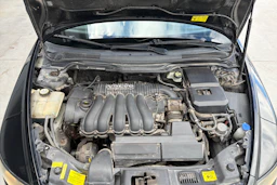 Musta Volvo S40 2005 kuva 23.