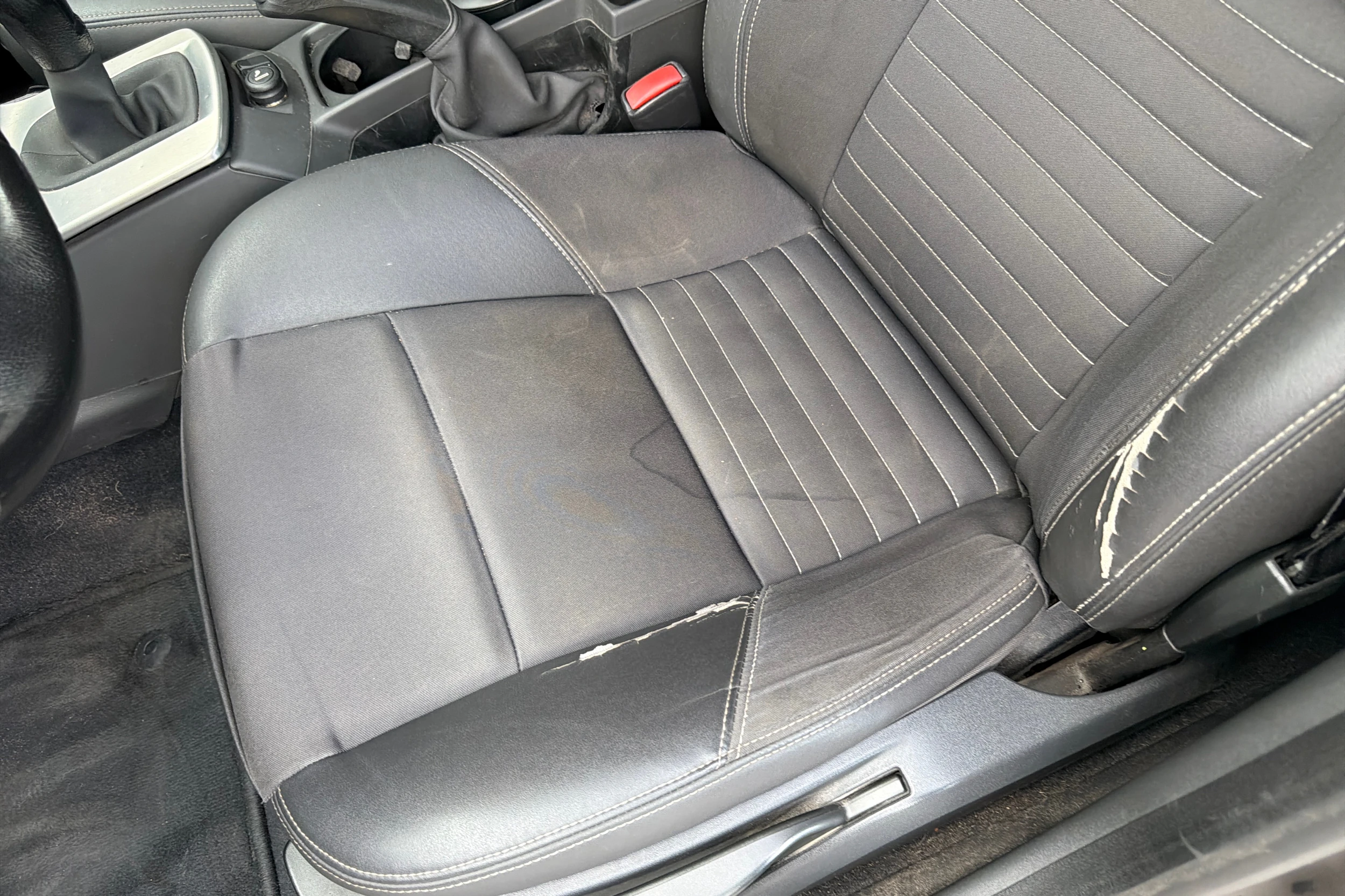 Musta Volvo S40 2005 kuva 24.