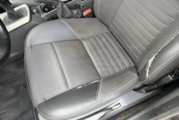 Musta Volvo S40 2005 kuva 24.