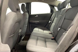 Musta Volvo S40 2005 kuva 8.
