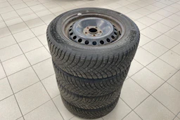 Musta Volvo S40 2005 kuva 10.