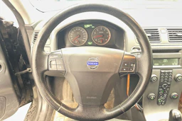 Musta Volvo S40 2005 kuva 11.