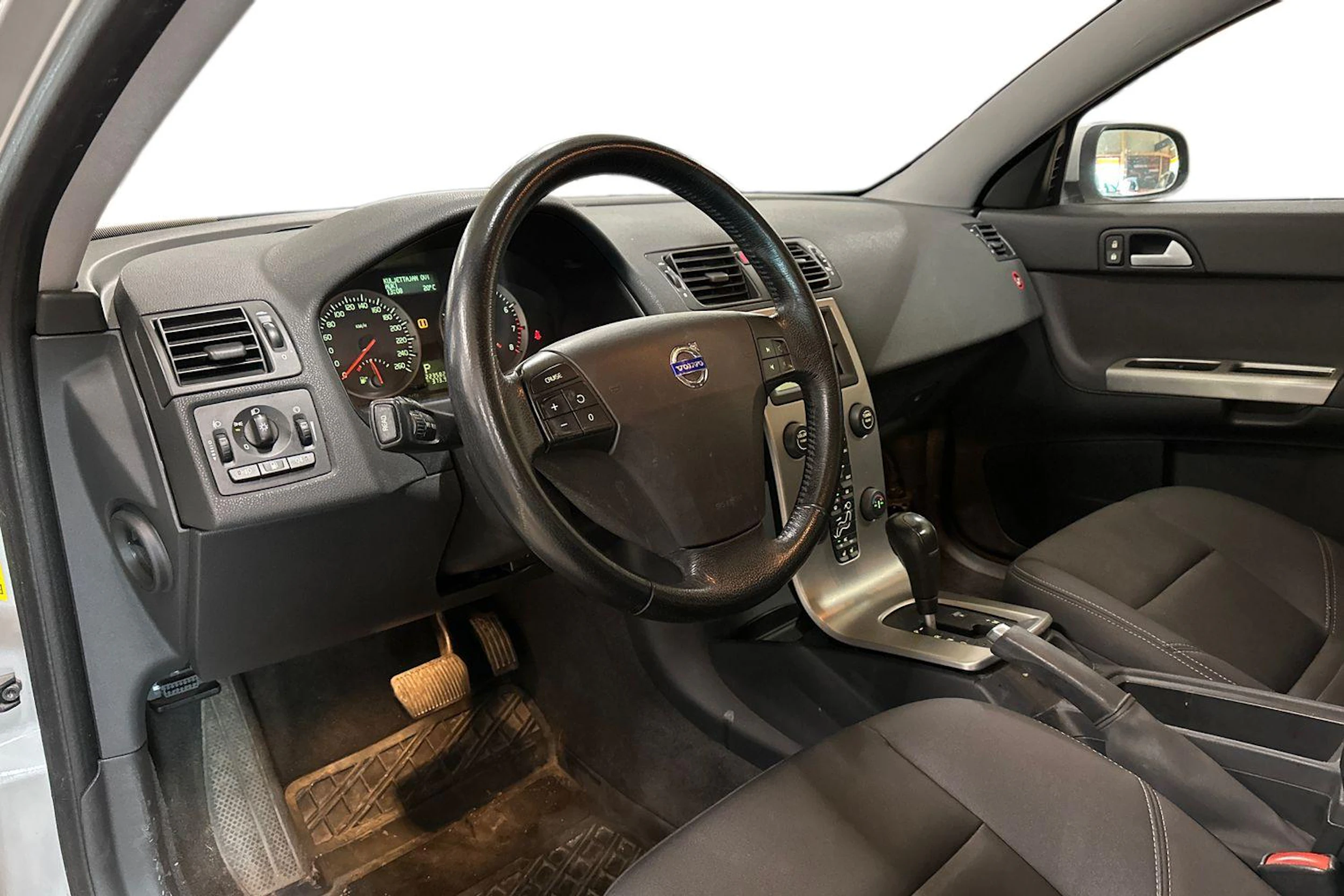 harmaa Volvo S40 2007 kuva 3.
