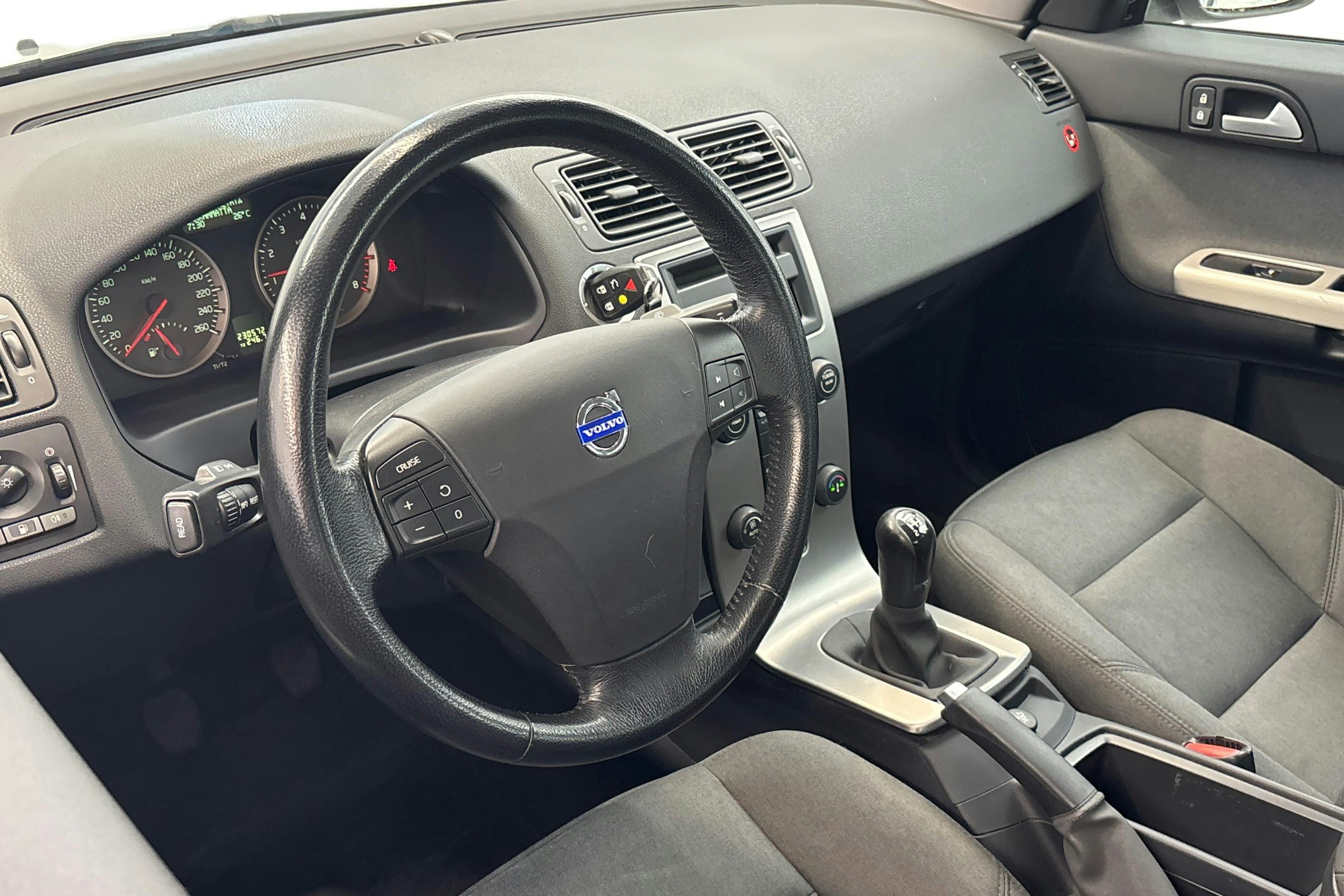 harmaa Volvo S40 2007 kuva 7.