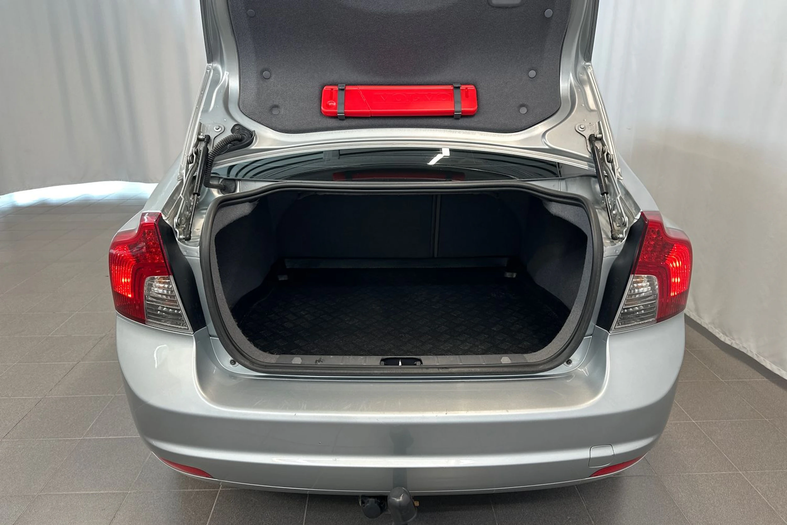 harmaa Volvo S40 2007 kuva 21.