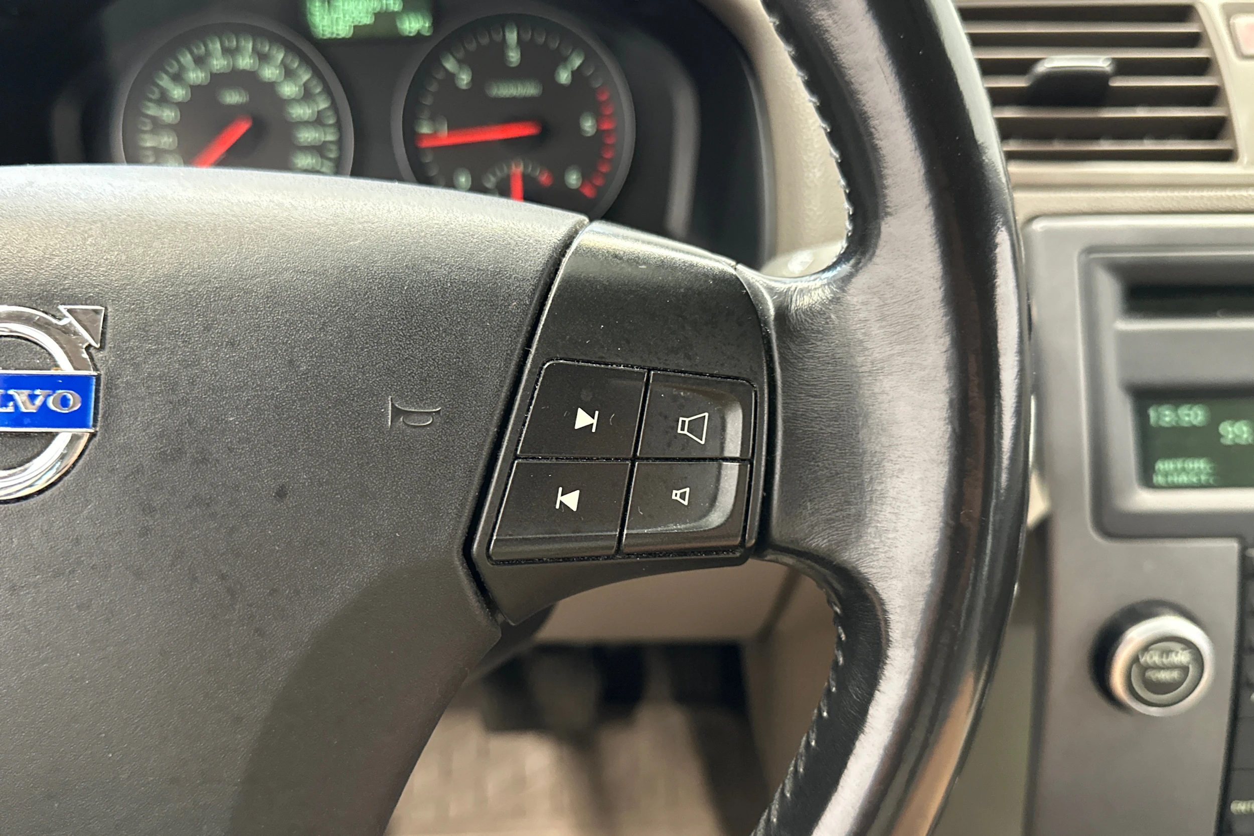 sininen Volvo S40 2008 kuva 14.