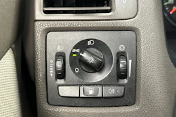 sininen Volvo S40 2008 kuva 18.