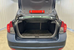 sininen Volvo S40 2008 kuva 22.