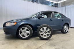 sininen Volvo S40 2008 kuva 23.