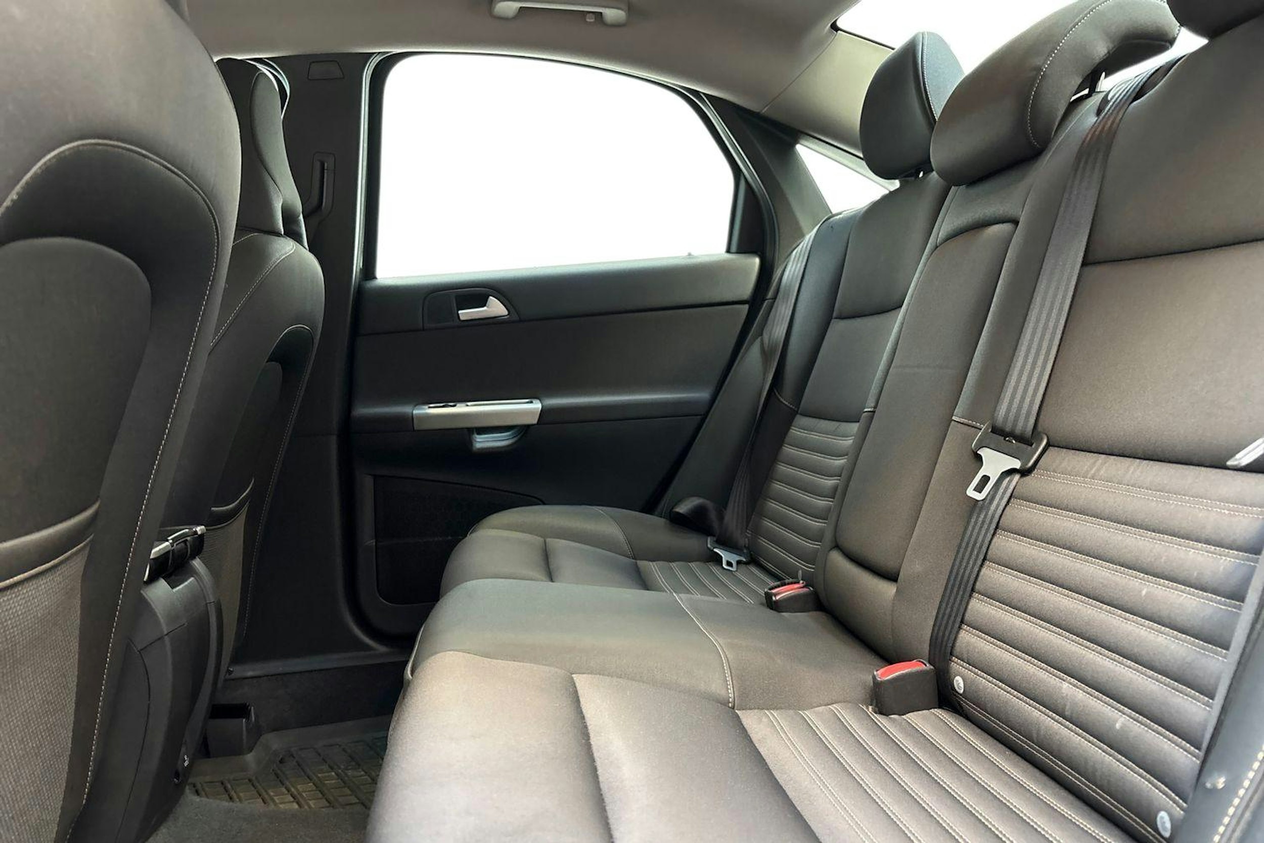 harmaa Volvo S40 2008 kuva 10.
