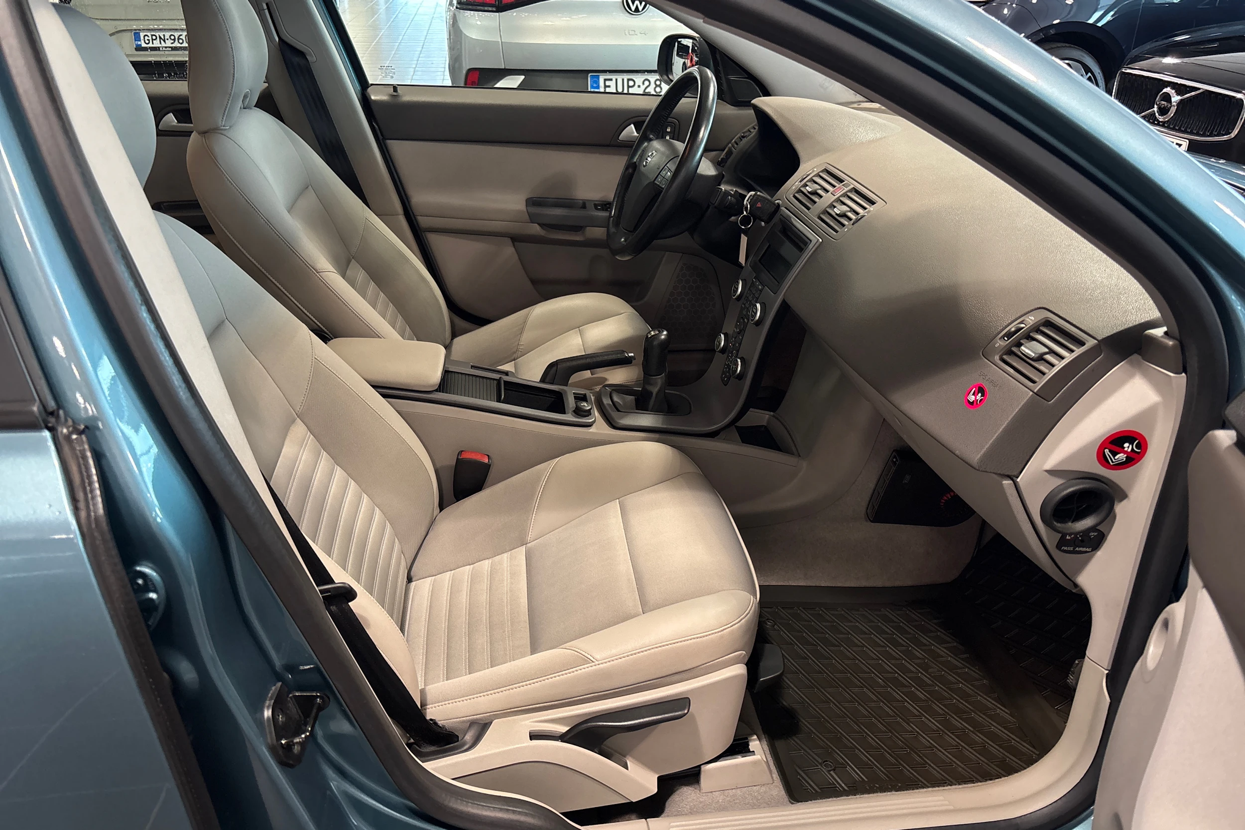 turkoosi Volvo S40 2008 kuva 16.