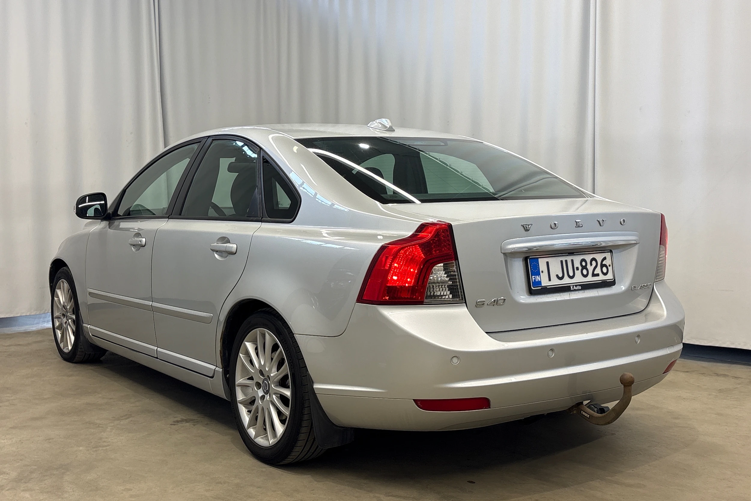 harmaa Volvo S40 2011 kuva 4.