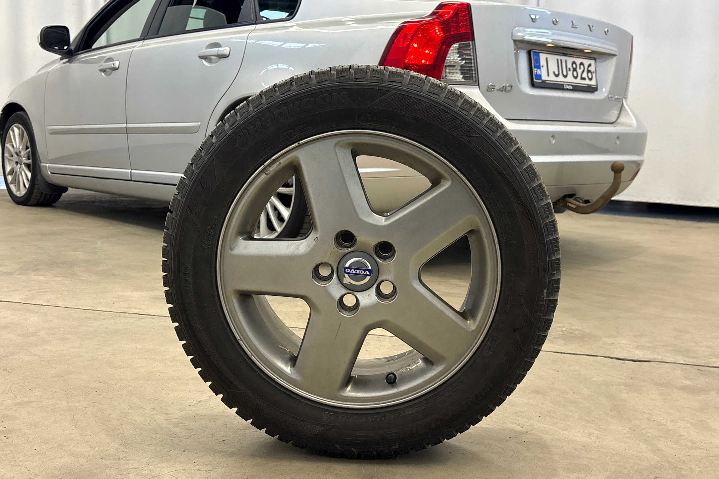harmaa Volvo S40 2011 kuva 10.