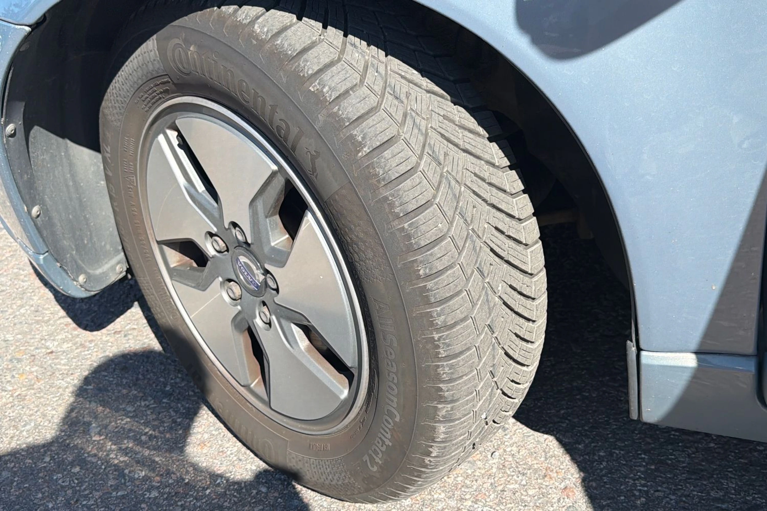 sininen Volvo S40 2011 kuva 5.