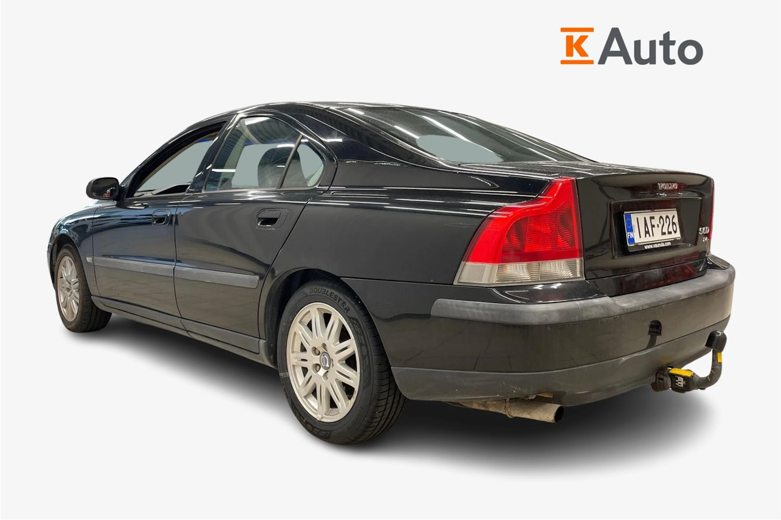 Musta Volvo S60 2000 kuva 2.