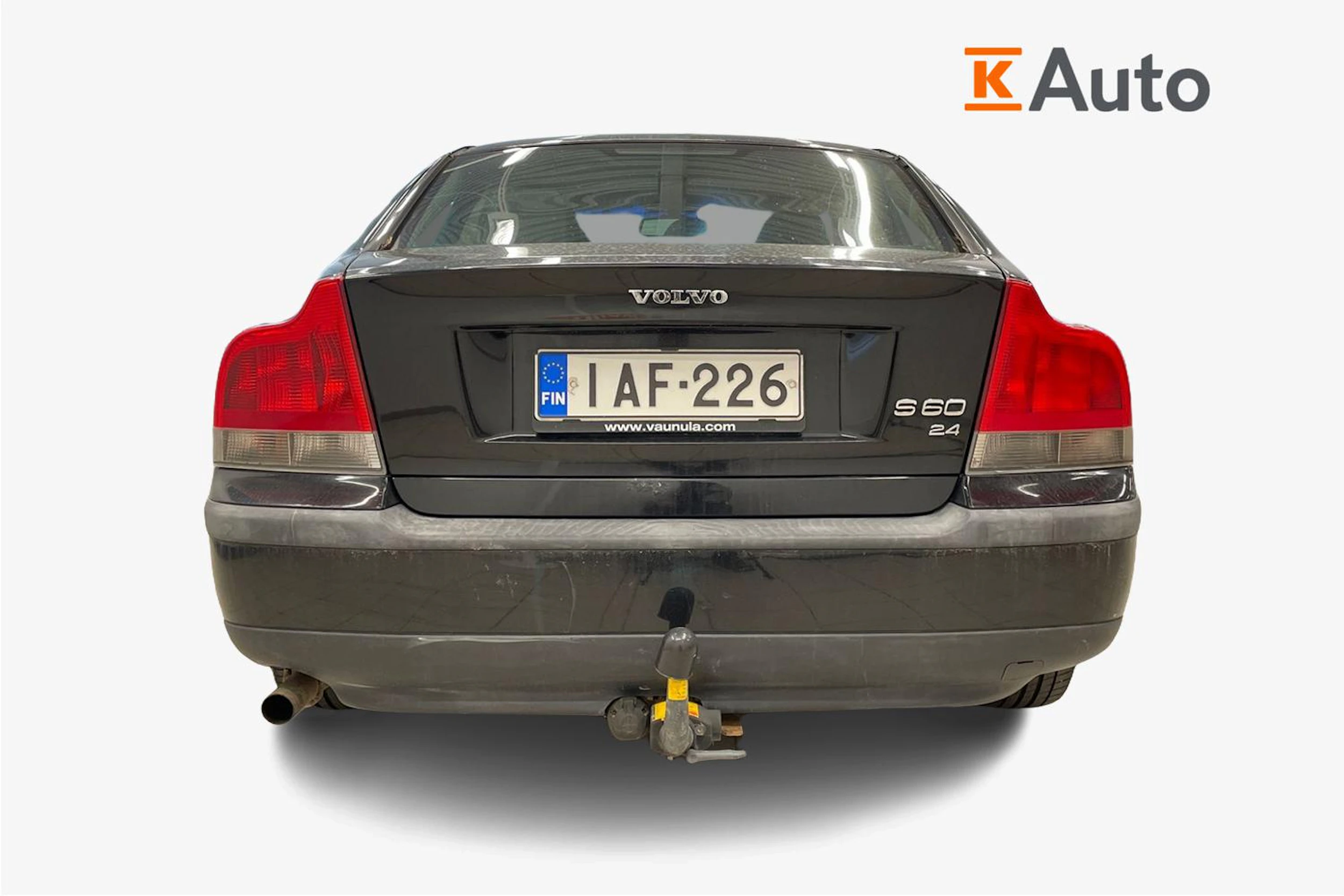 Musta Volvo S60 2000 kuva 3.