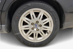 Musta Volvo S60 2000 kuva 9.