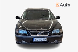 Musta Volvo S60 2001 kuva 4.